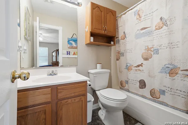 514 6TH ST Fulton, TX 78358