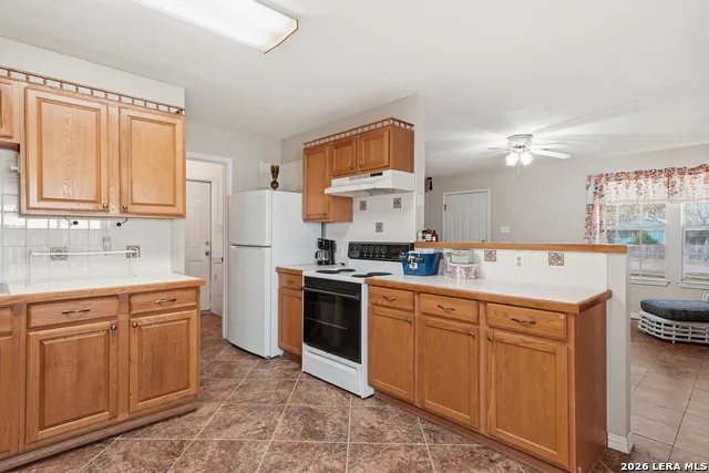 514 6TH ST Fulton, TX 78358