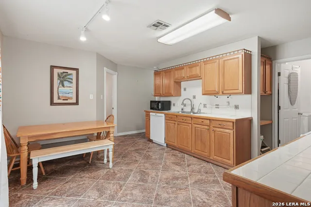 514 6TH ST Fulton, TX 78358
