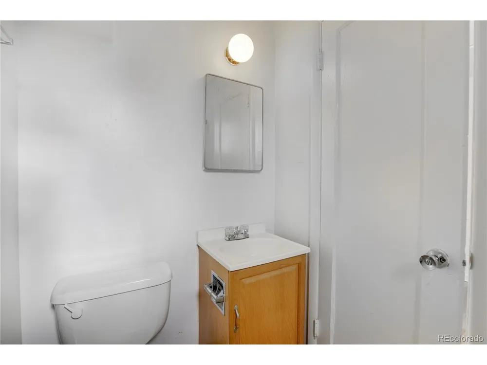 636 S Quitman Street Denver, CO 80219