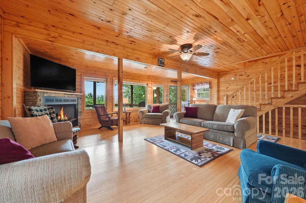 1987 Buck Mountain Road Purlear, NC 28665