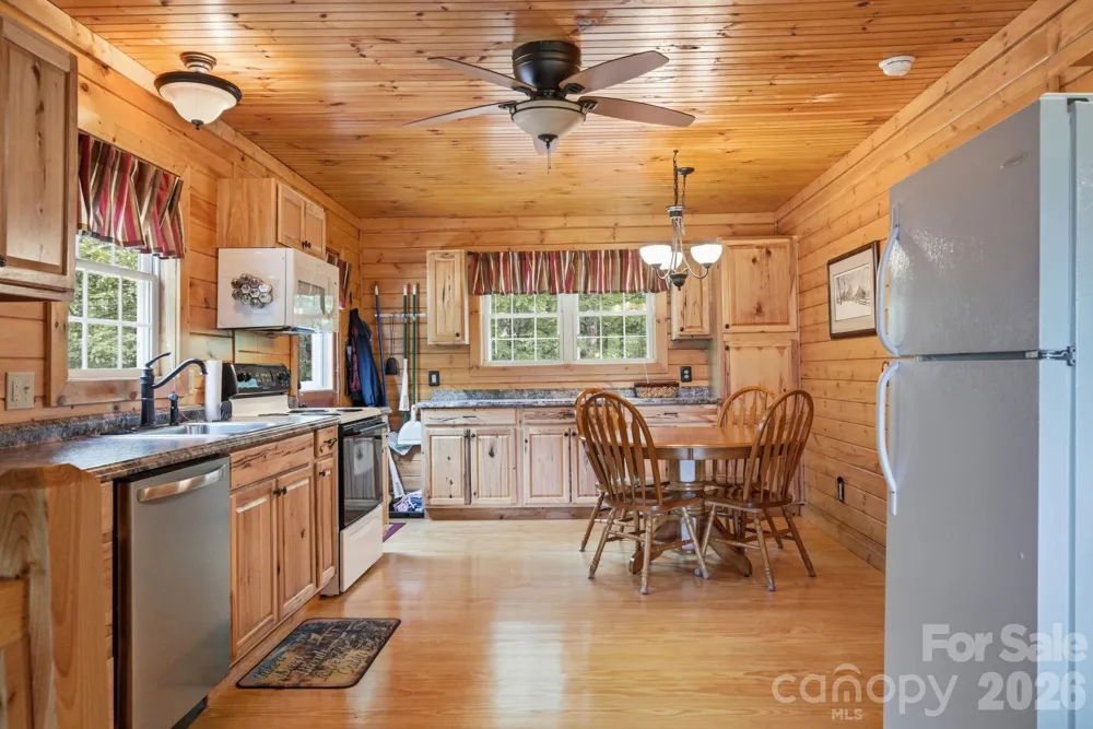 1987 Buck Mountain Road Purlear, NC 28665