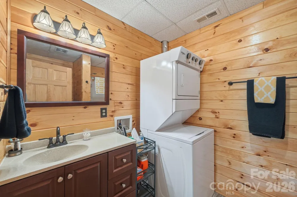 1987 Buck Mountain Road Purlear, NC 28665