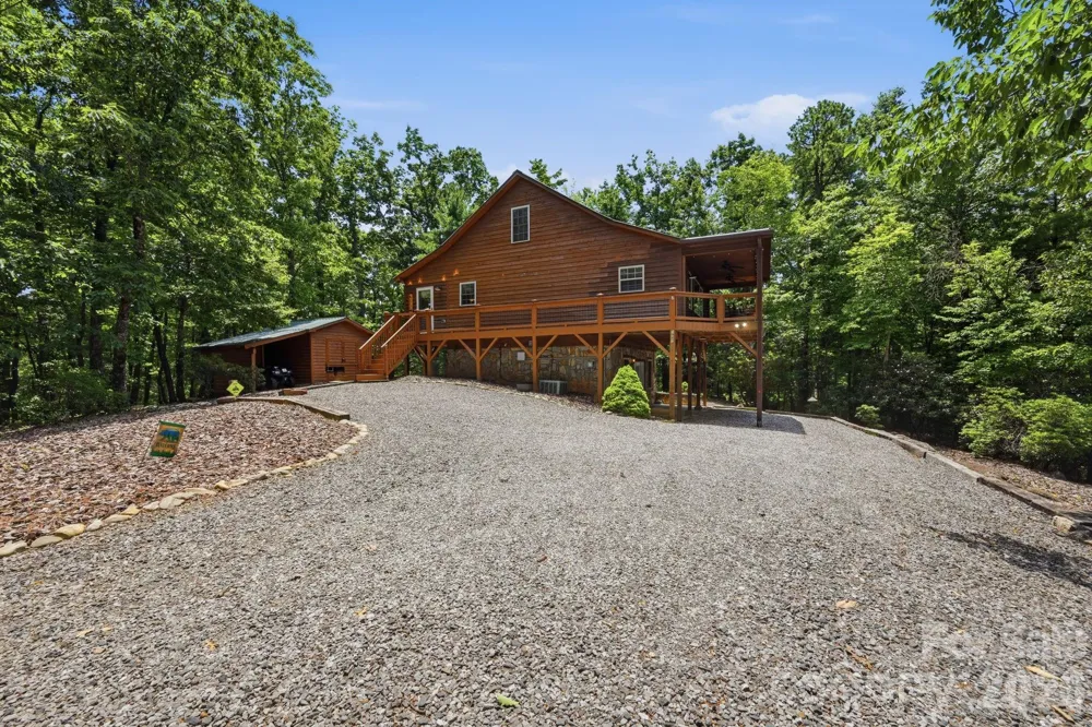 1987 Buck Mountain Road Purlear, NC 28665