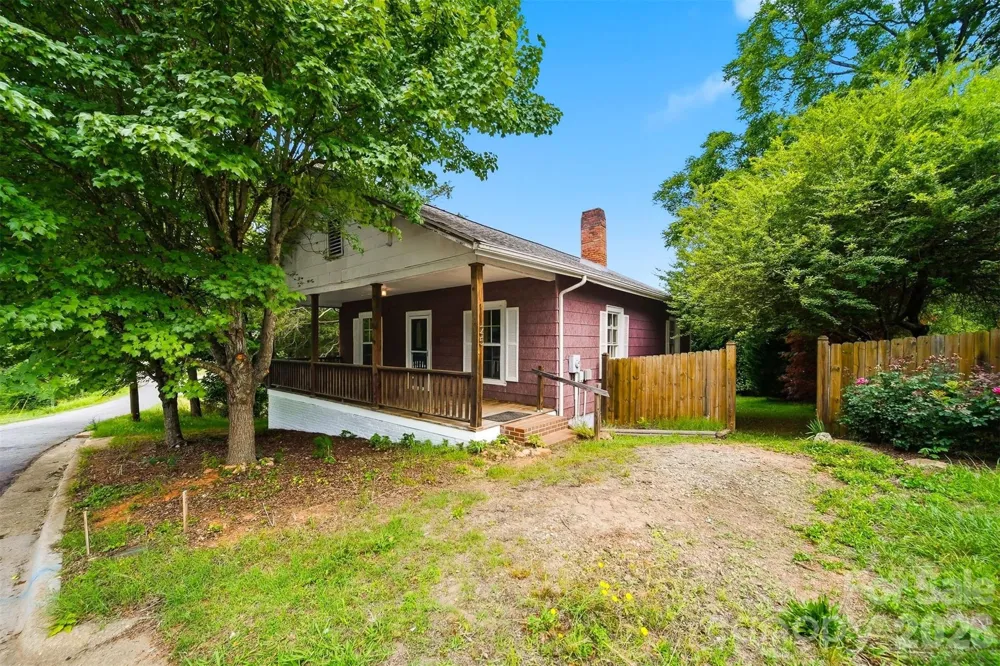 25 Central Avenue Granite Falls, NC 28630