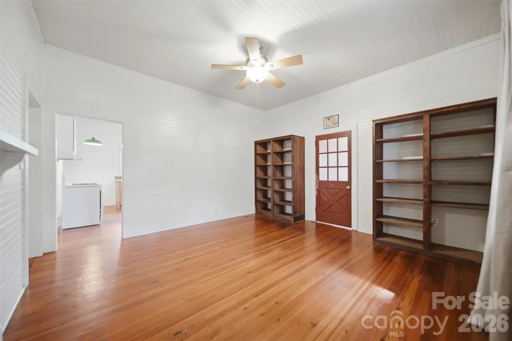 25 Central Avenue Granite Falls, NC 28630