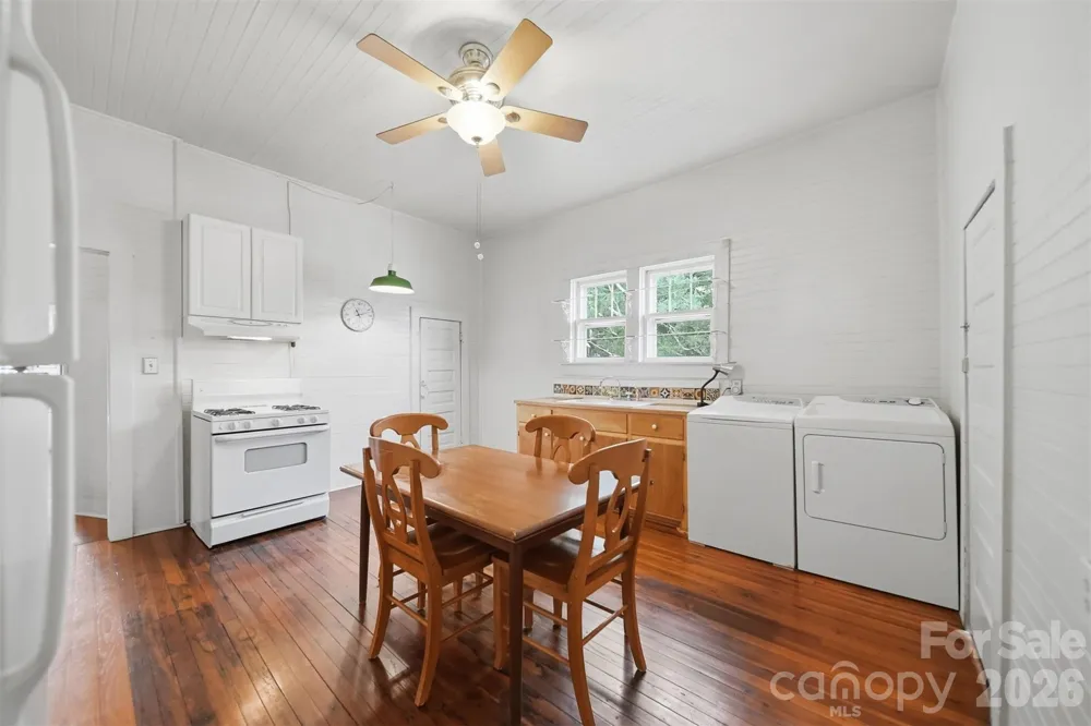 25 Central Avenue Granite Falls, NC 28630