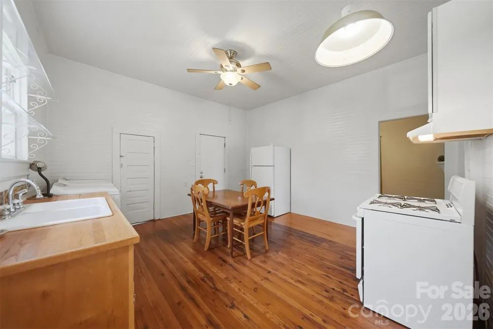 25 Central Avenue Granite Falls, NC 28630