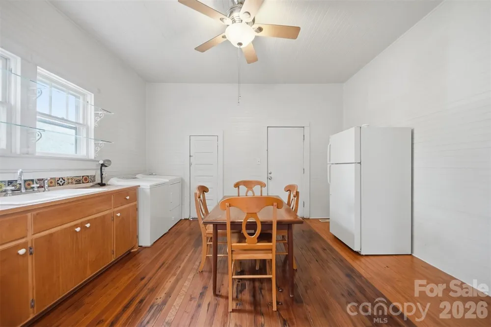 25 Central Avenue Granite Falls, NC 28630
