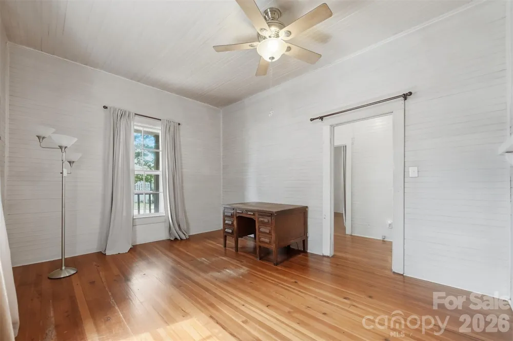25 Central Avenue Granite Falls, NC 28630