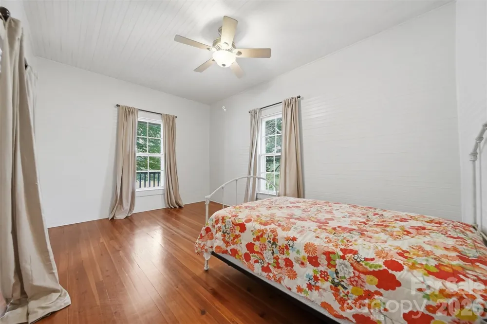 25 Central Avenue Granite Falls, NC 28630