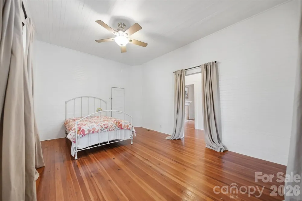 25 Central Avenue Granite Falls, NC 28630