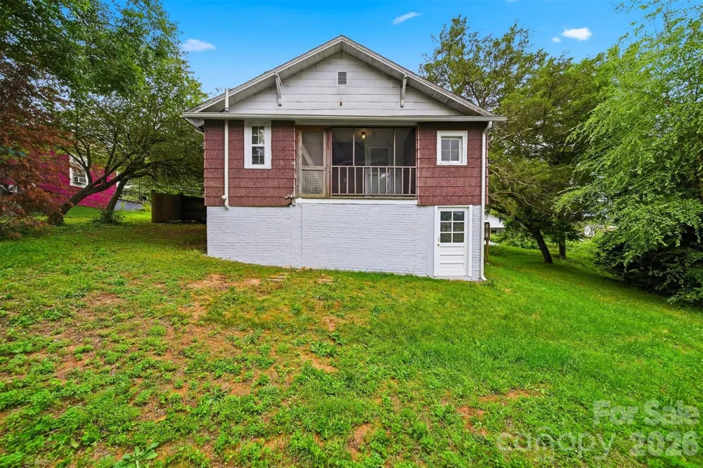 25 Central Avenue Granite Falls, NC 28630