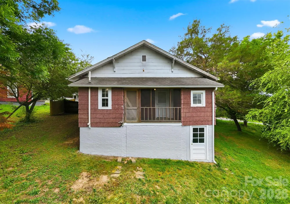 25 Central Avenue Granite Falls, NC 28630