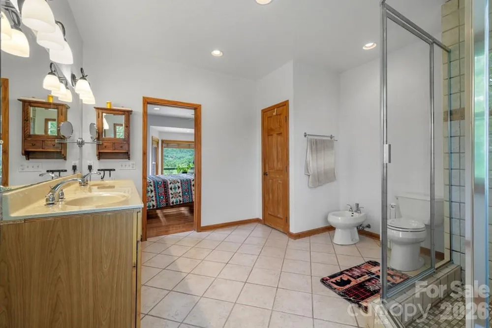 1188 Tobacco Branch Road Almond, NC 28702