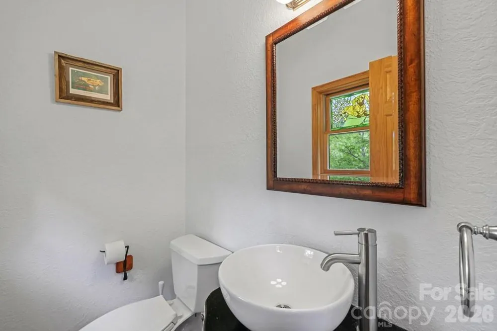1188 Tobacco Branch Road Almond, NC 28702