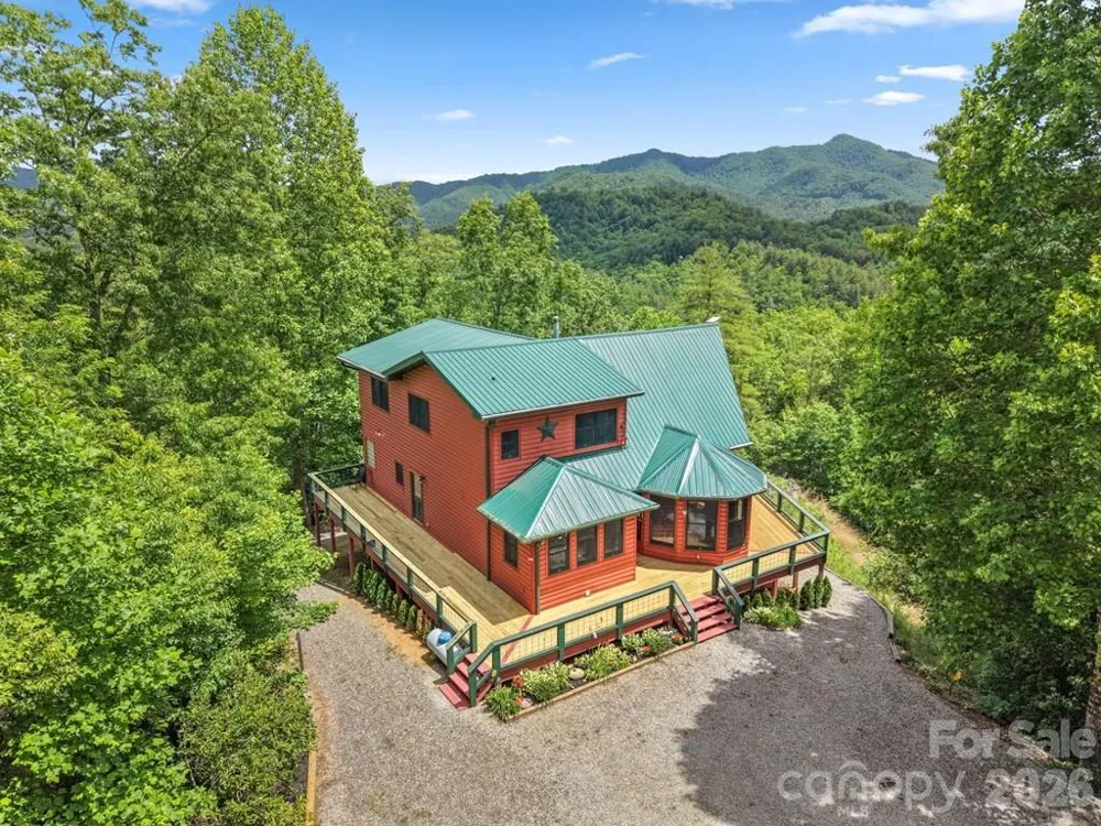 1188 Tobacco Branch Road Almond, NC 28702