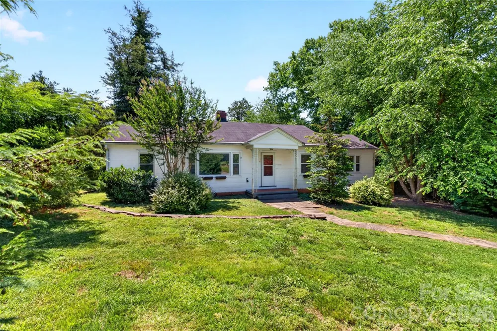 64 Second Street Tryon, NC 28782