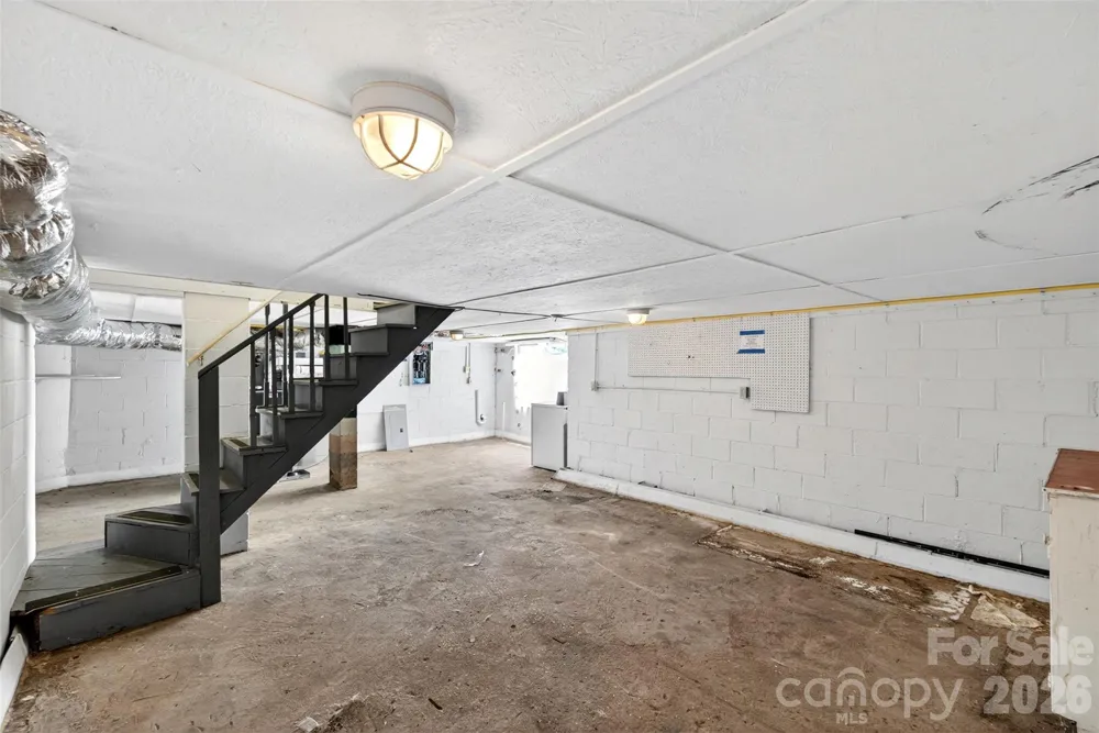 64 Second Street Tryon, NC 28782