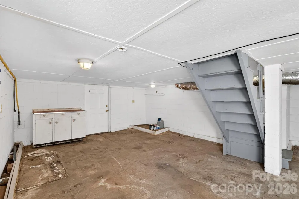 64 Second Street Tryon, NC 28782