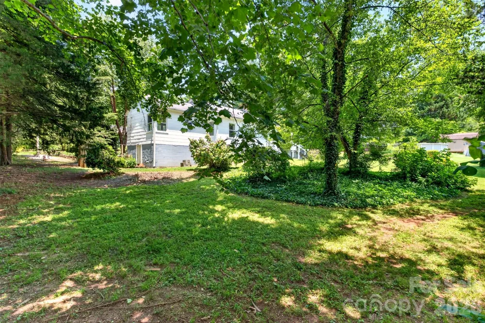 64 Second Street Tryon, NC 28782
