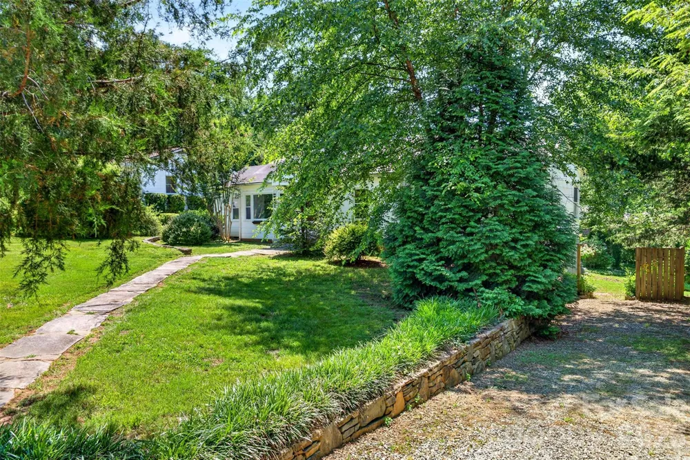 64 Second Street Tryon, NC 28782