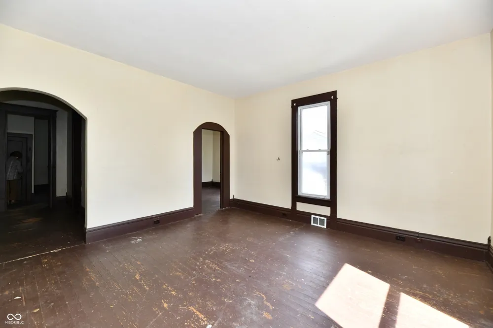 208 E Sherman Street Windfall, IN 46076