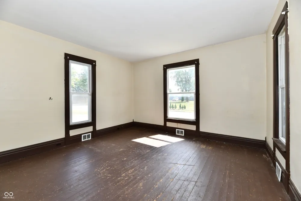 208 E Sherman Street Windfall, IN 46076