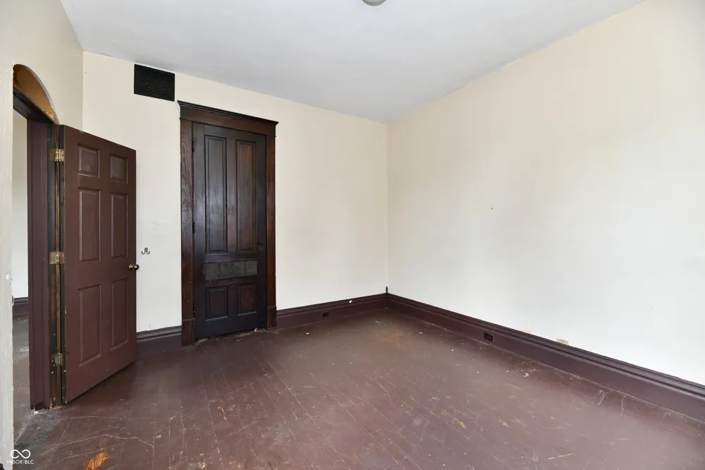 208 E Sherman Street Windfall, IN 46076