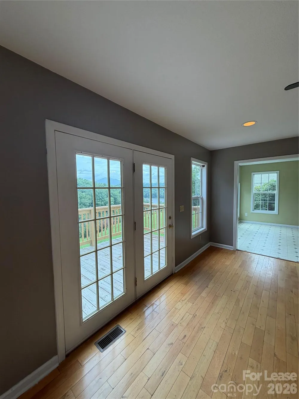 113 Lakeside Drive Marion, NC 28752