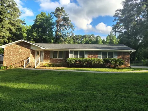 4080 Somerled Trail