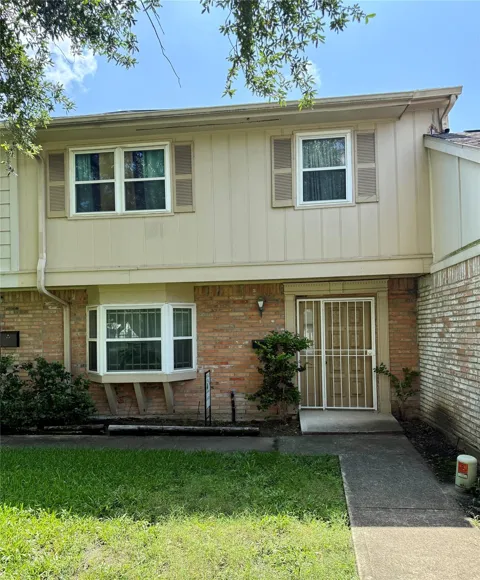 6451 Creekbend Drive #132
