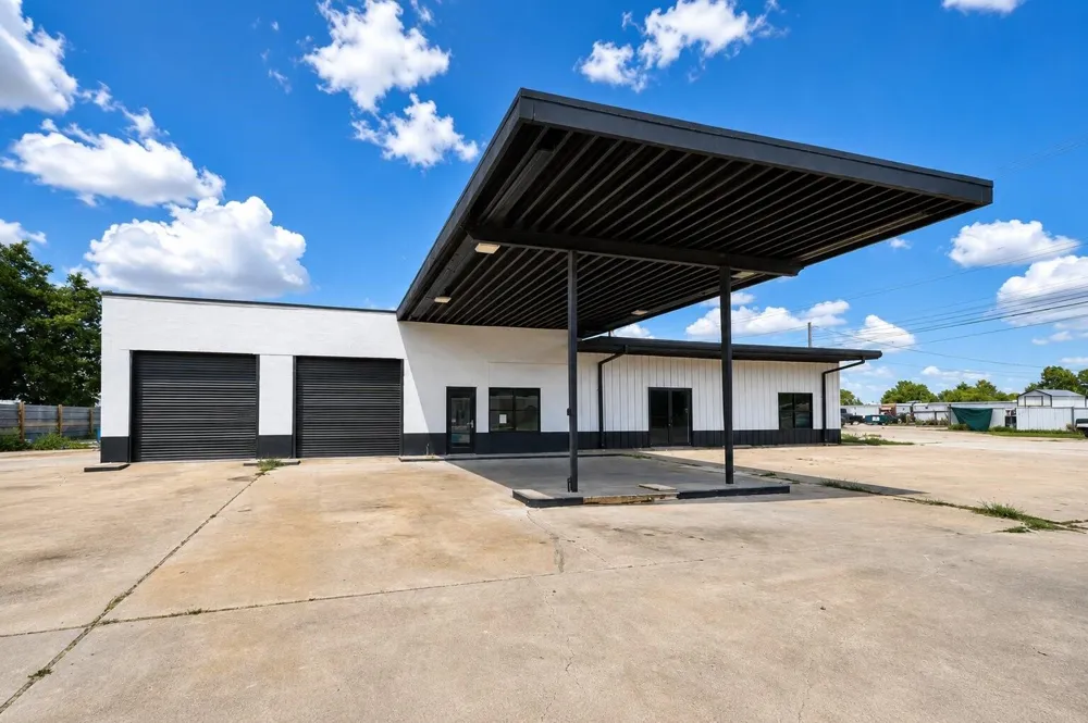 623 Richmond Road Wharton, TX 77488