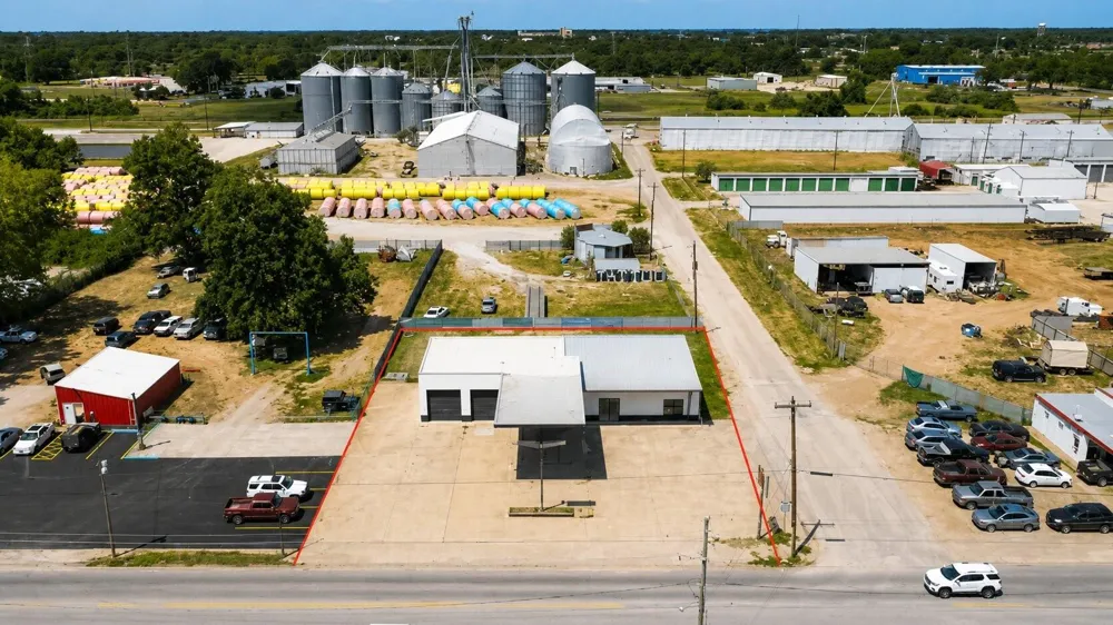 623 Richmond Road Wharton, TX 77488