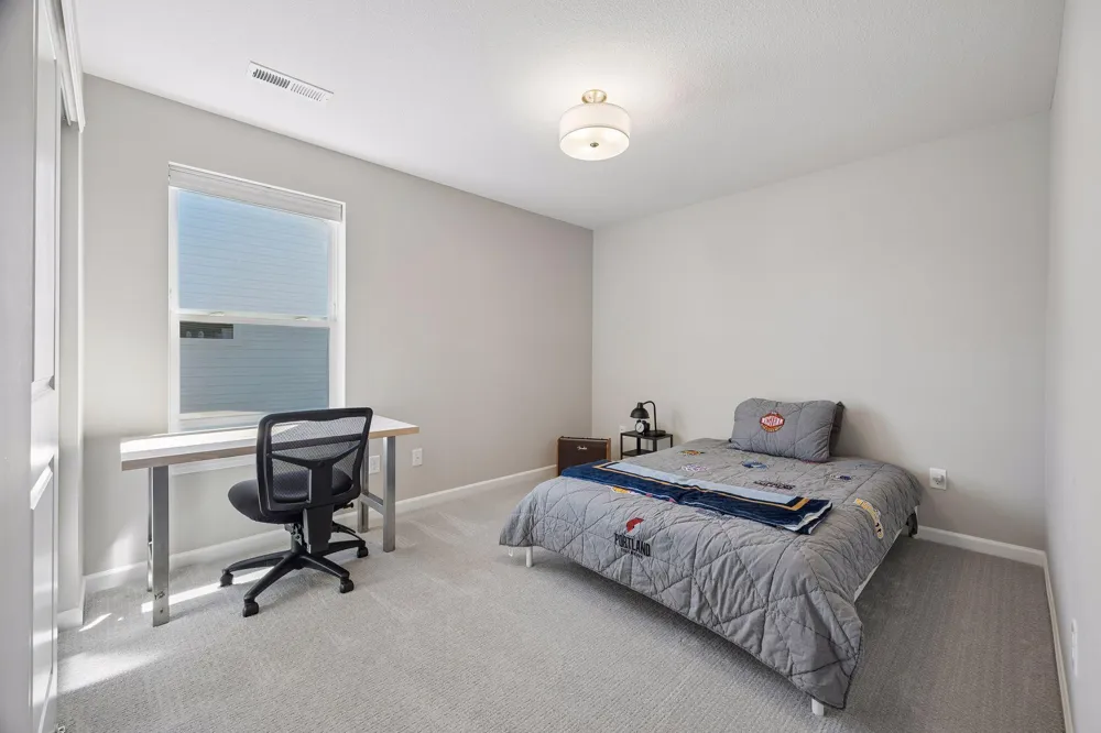 4941 Obsidian Way Victoria, MN 55386