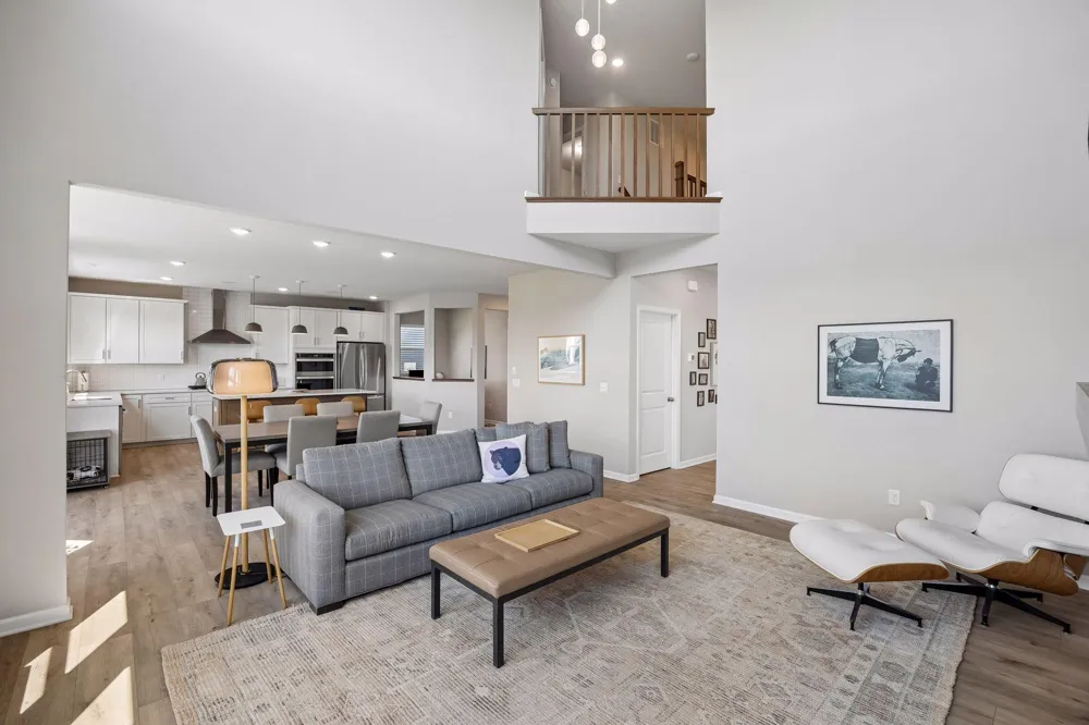 4941 Obsidian Way Victoria, MN 55386