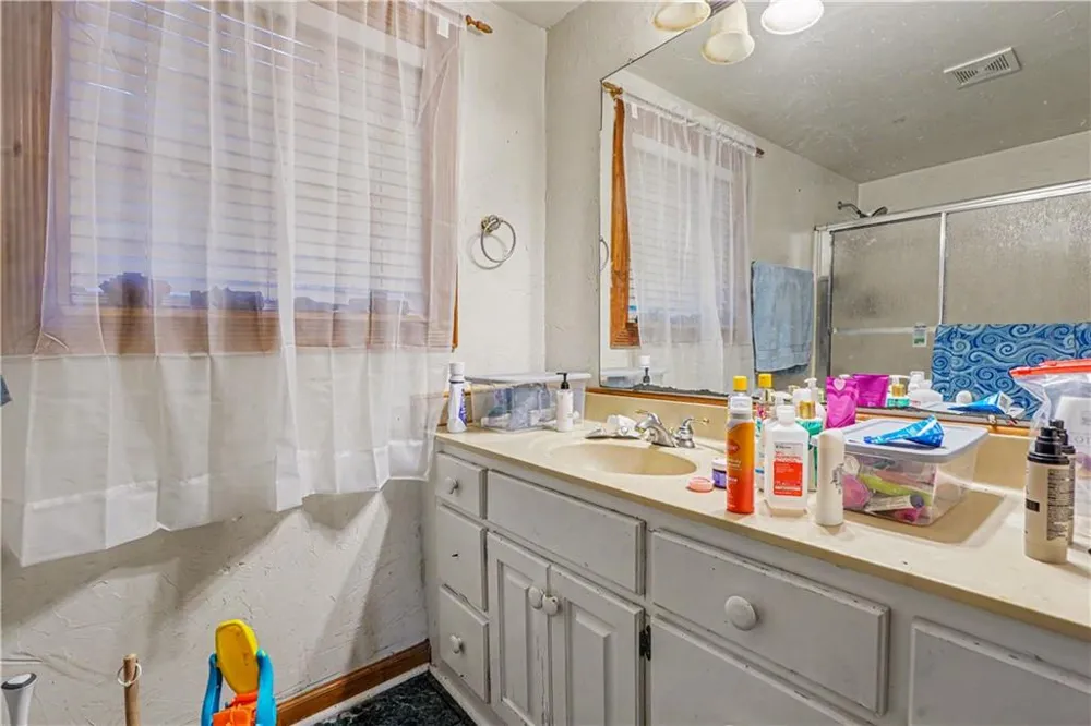 22 S Broad Street Porterdale, GA 30014
