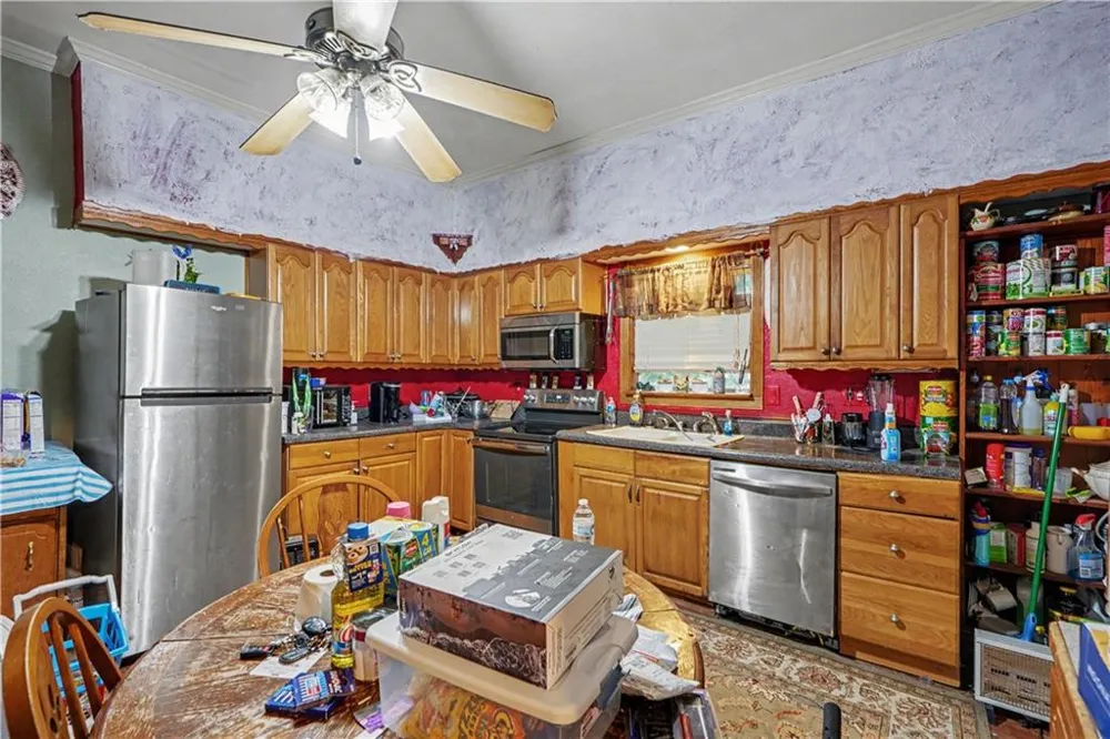 22 S Broad Street Porterdale, GA 30014