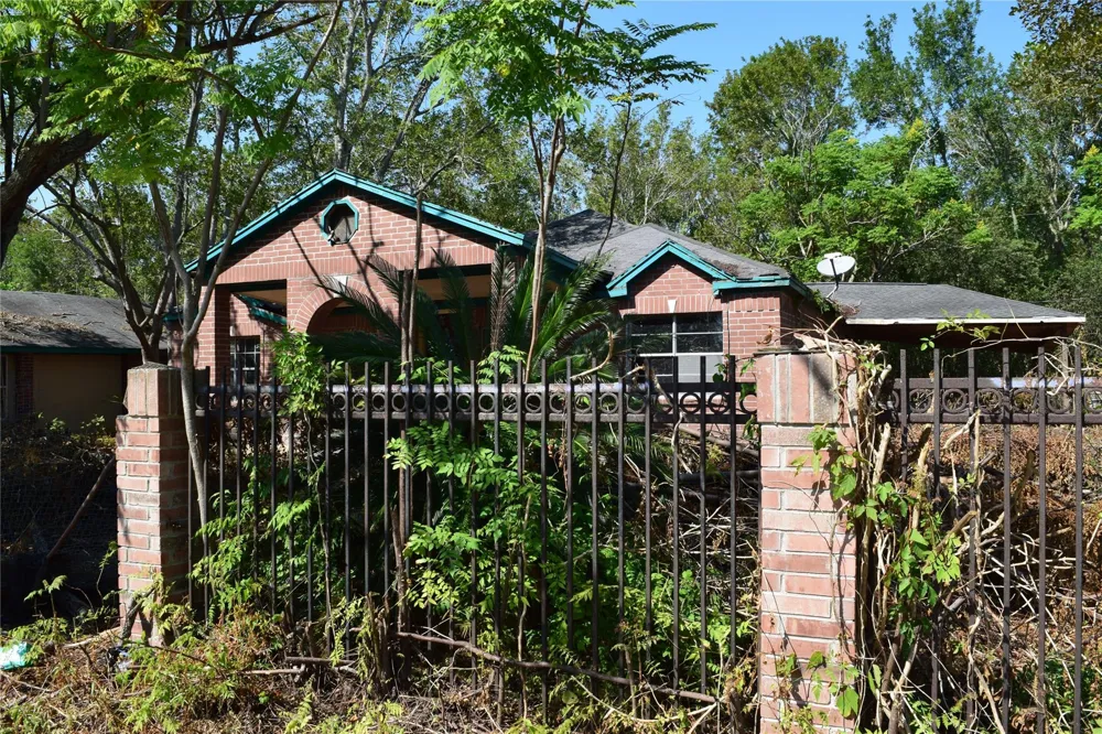 7223 Libby Lane Pearland, TX 77584