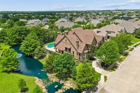 5804 Chalford Common
