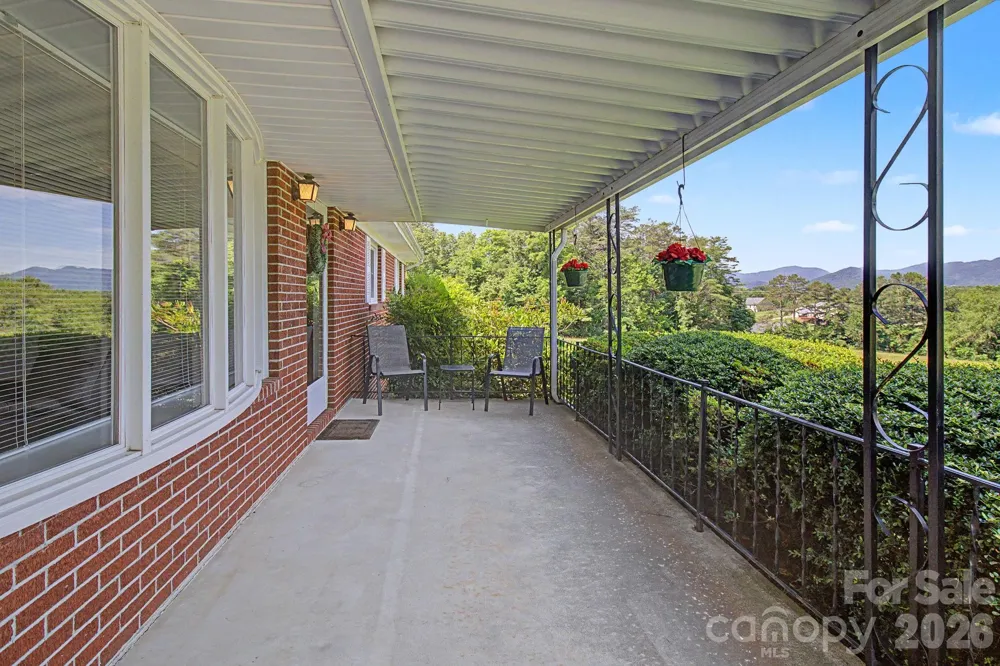 788 Alexander Road Alexander, NC 28701