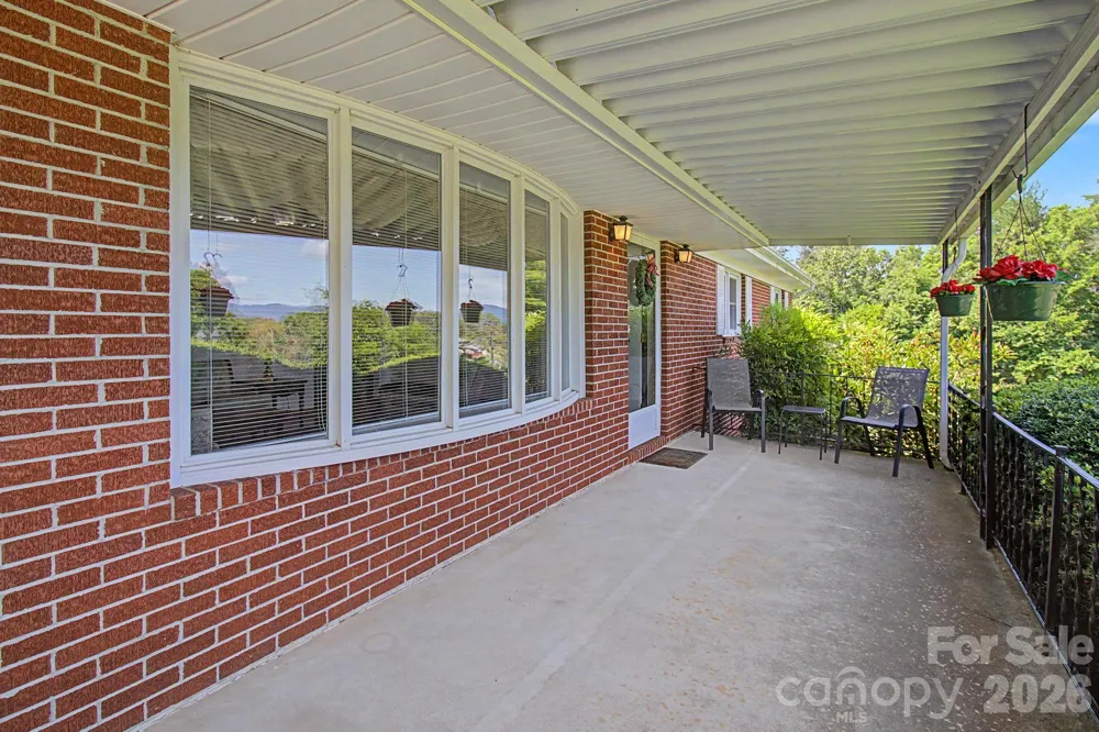 788 Alexander Road Alexander, NC 28701