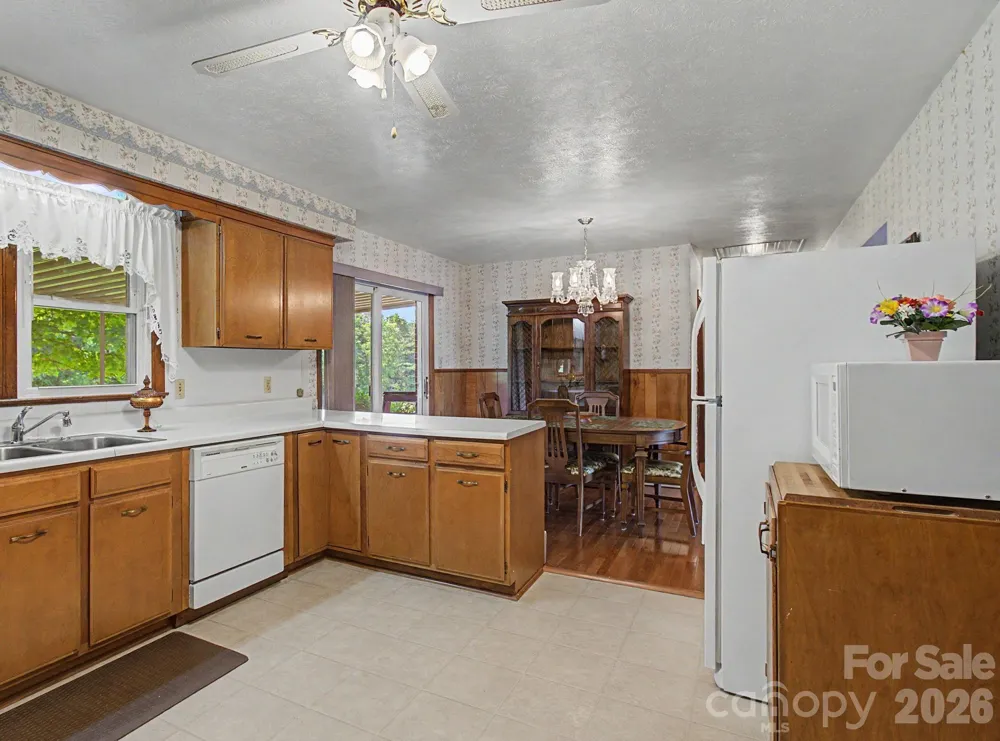 788 Alexander Road Alexander, NC 28701
