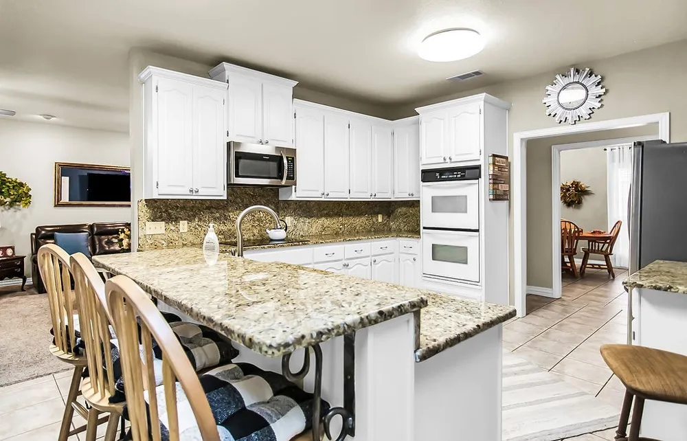820 Cedar Creek Circle Bonham, TX 75418