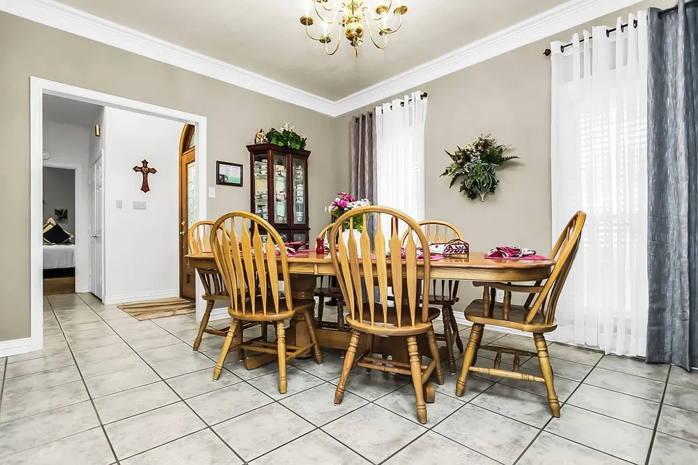 820 Cedar Creek Circle Bonham, TX 75418