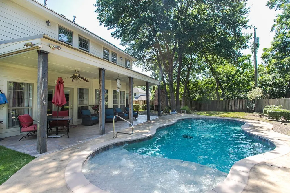 820 Cedar Creek Circle Bonham, TX 75418