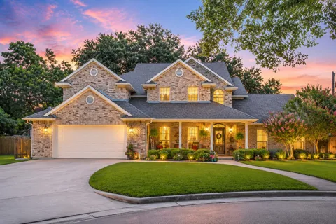 820 Cedar Creek Circle