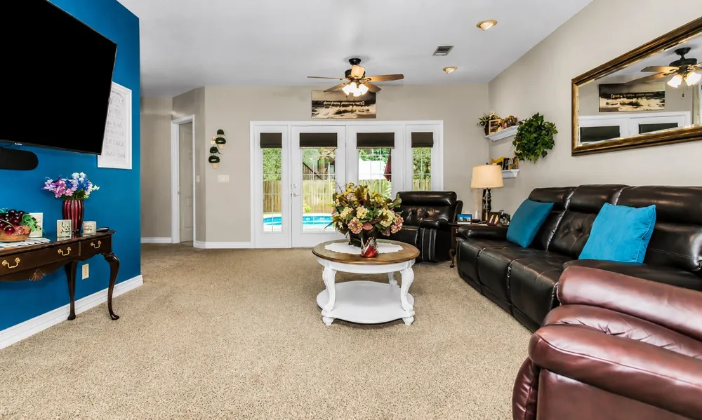820 Cedar Creek Circle Bonham, TX 75418
