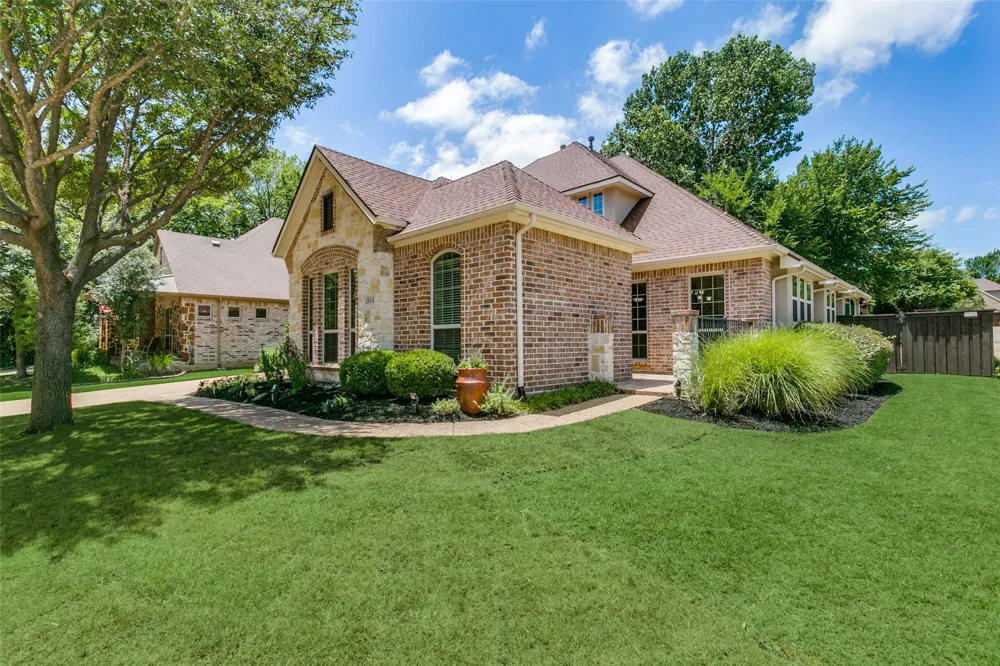 4804 Taylor Lane Grapevine, TX 76051