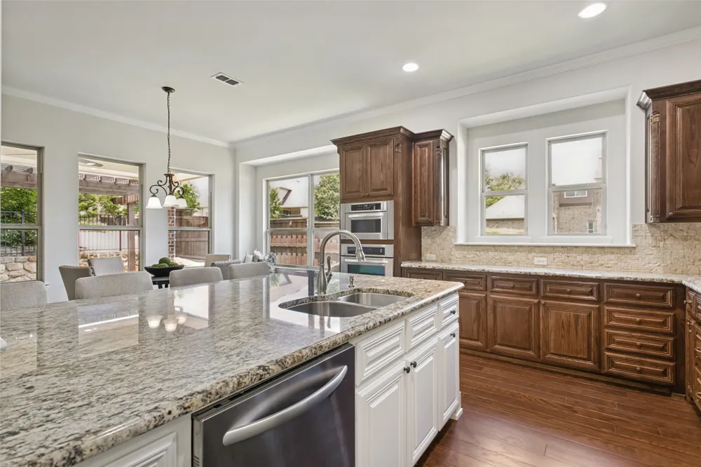 4804 Taylor Lane Grapevine, TX 76051